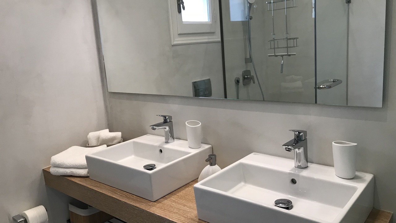 Photo of Bathroom in Kentroma