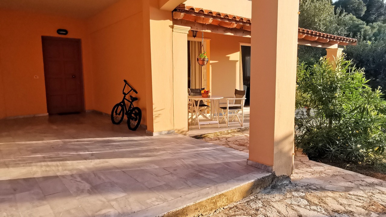 Photo of Patio Balcony in Vatos