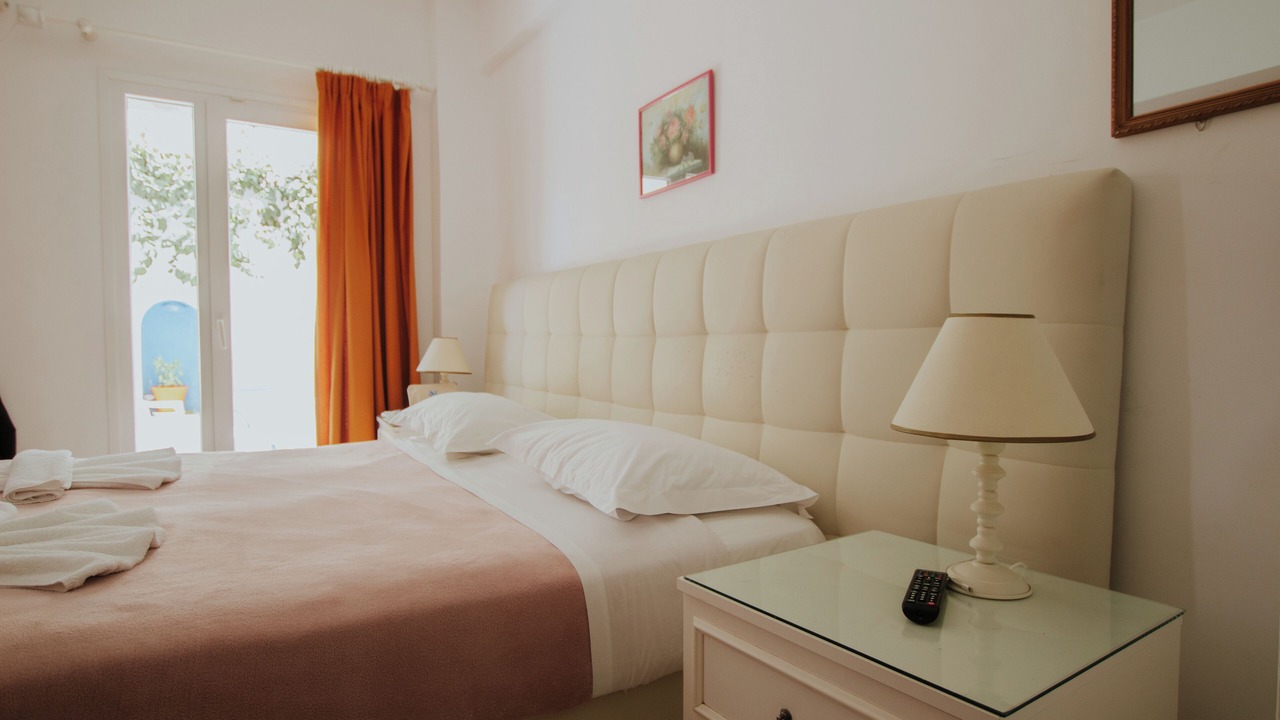 Photo of Bedroom in Fira