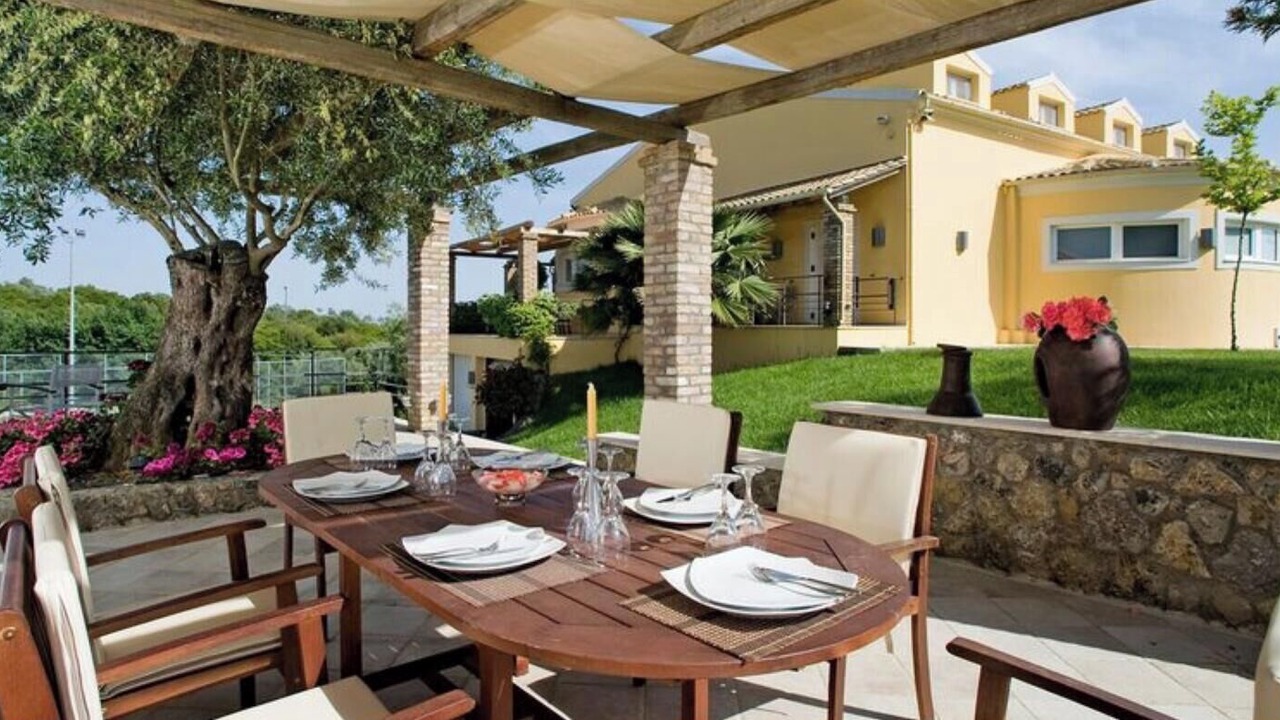Photo of Outdoor in Parelia