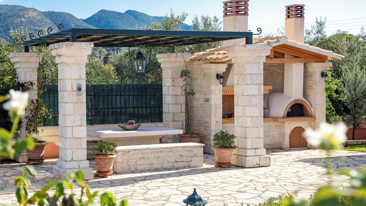 Photo of Patio Balcony in Almiros Beach
