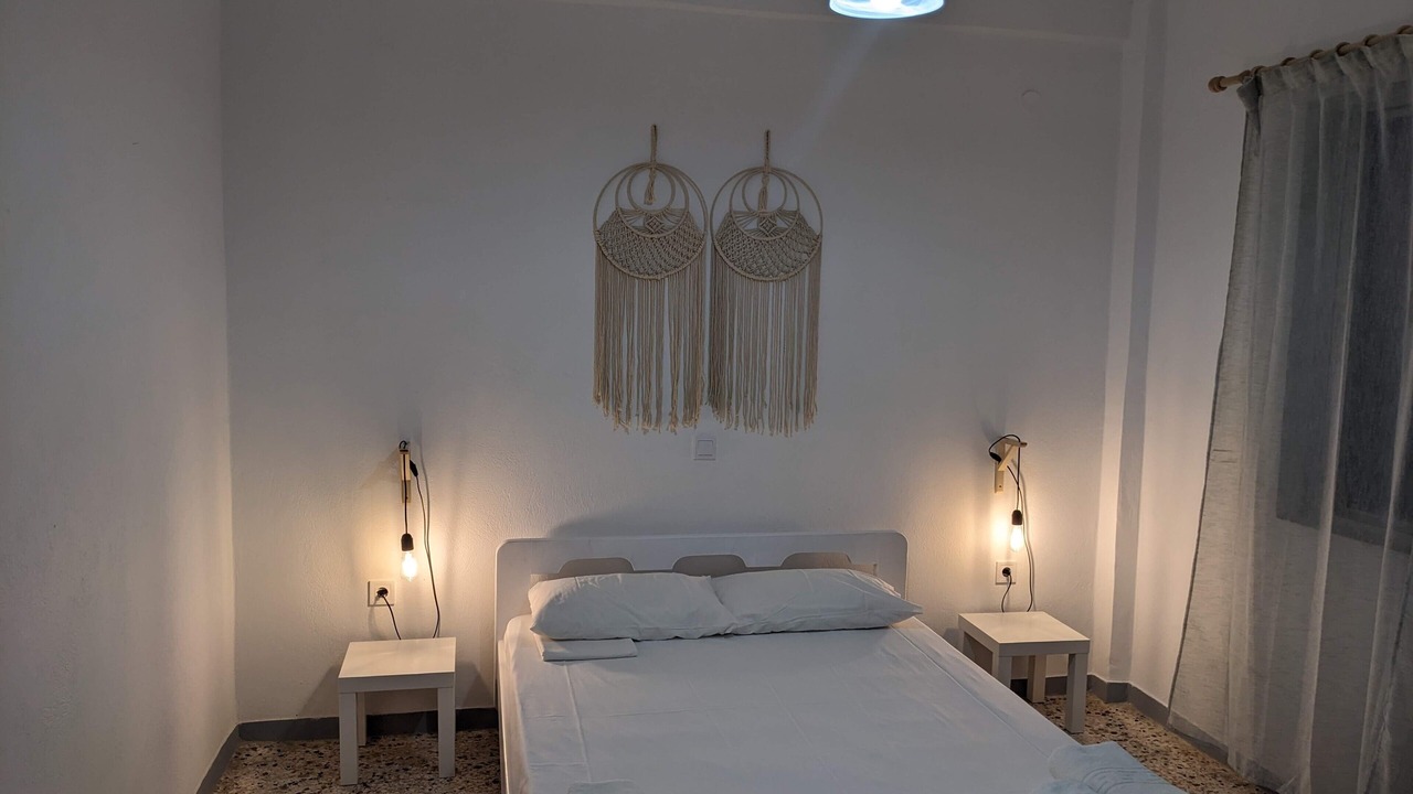 Photo of Bedroom in Petalidi