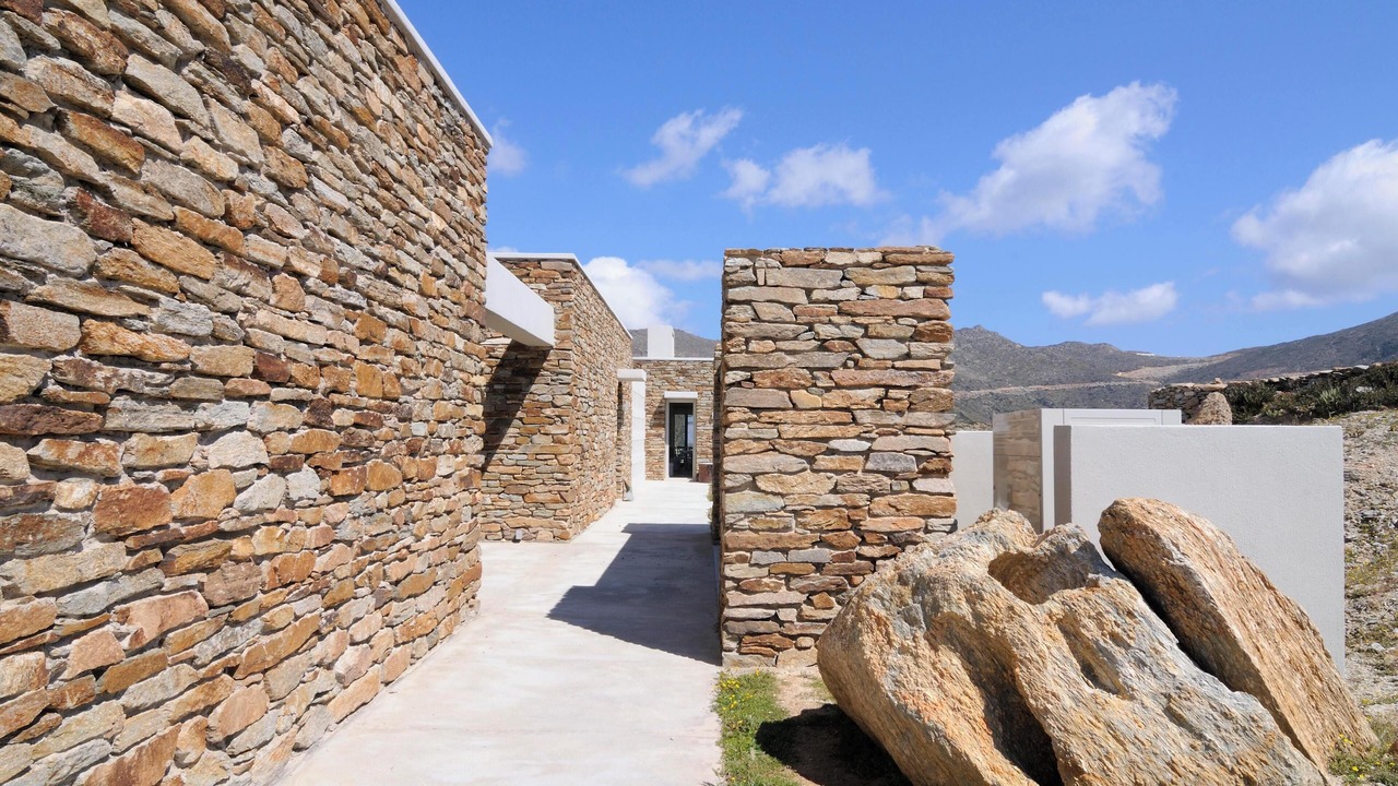Photo of Outdoor in Milopotas