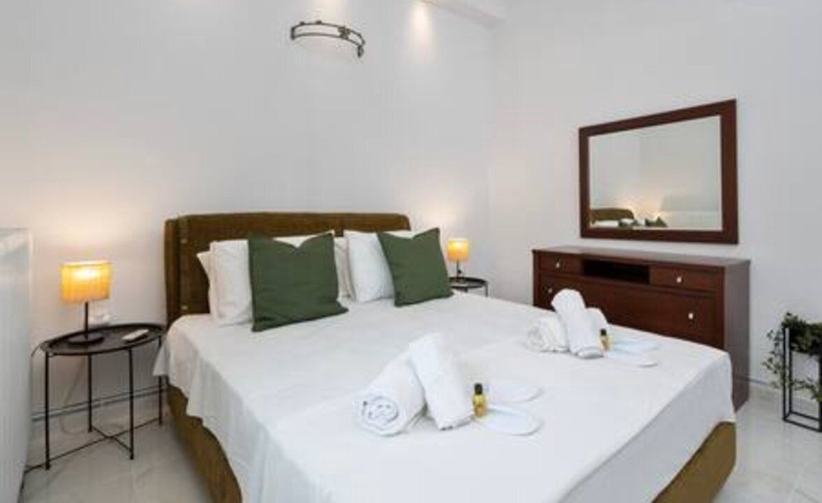 Photo of Bedroom in Ipsos