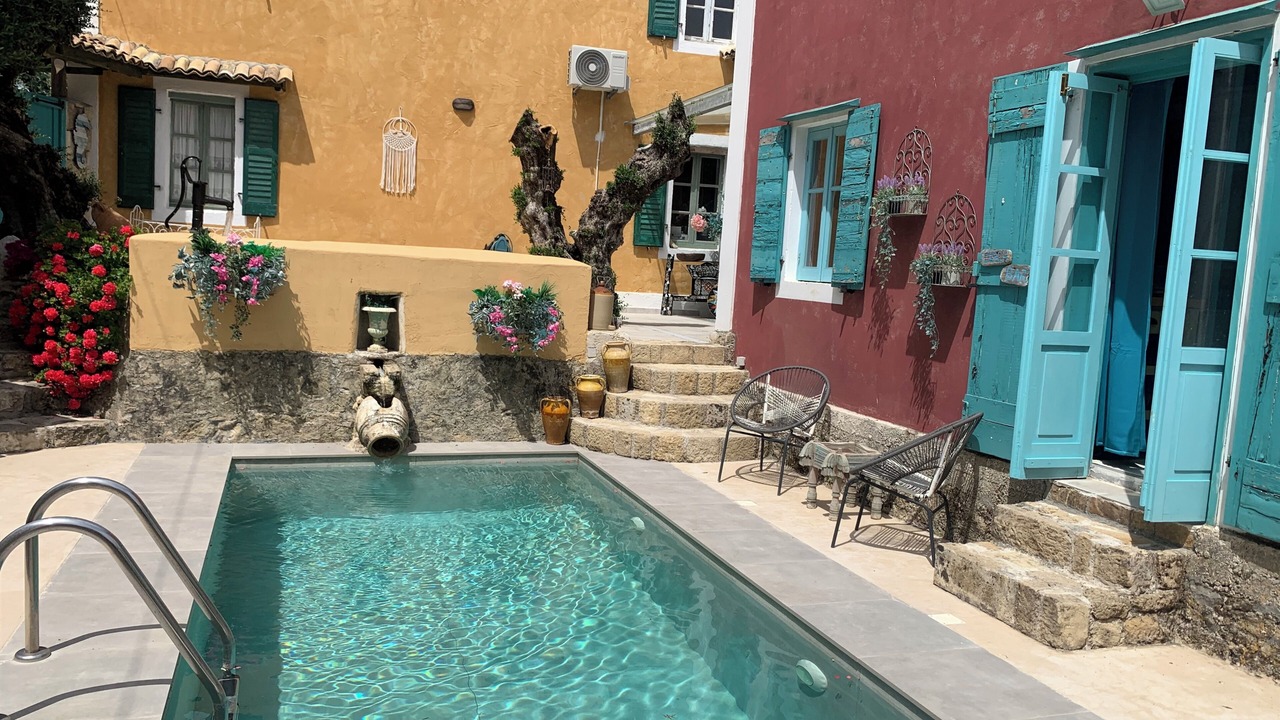 Photo of Outdoor in Neromilos