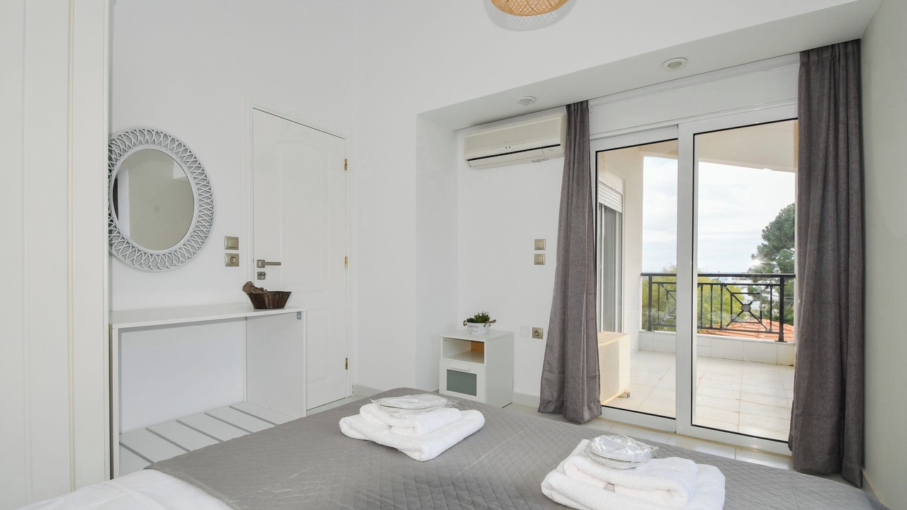 Photo of Bedroom in Gennadi