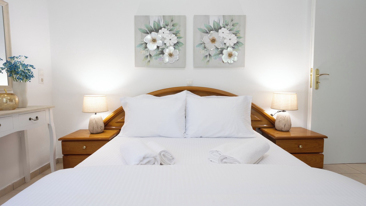 Photo of Bedroom in Exopoli
