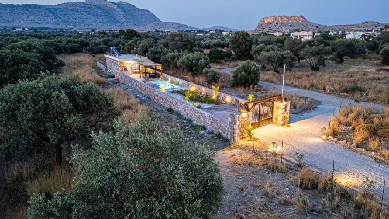 Photo of Outdoor in Haraki