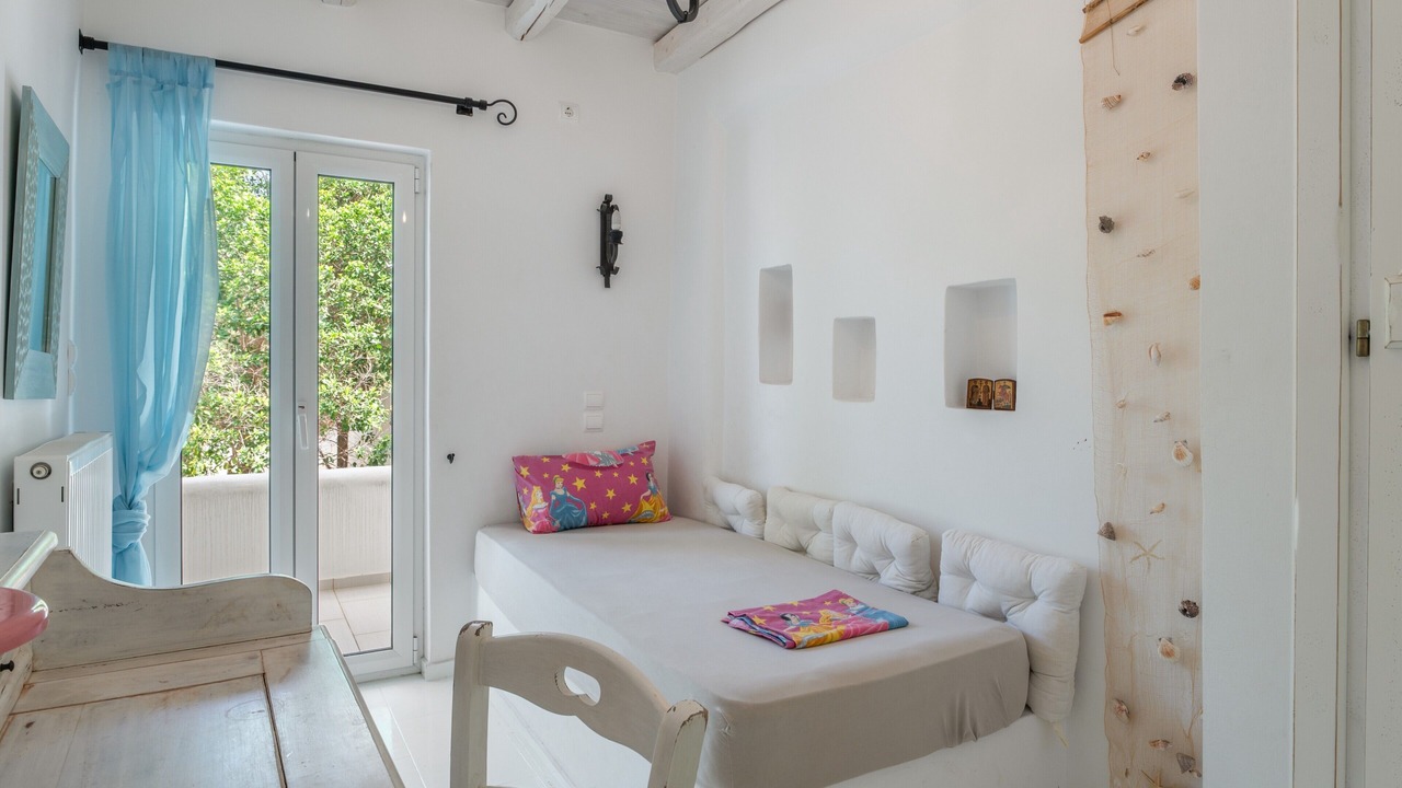 Photo of Bedroom in Katakali