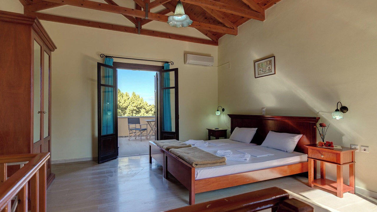Photo of Bedroom in Douliana