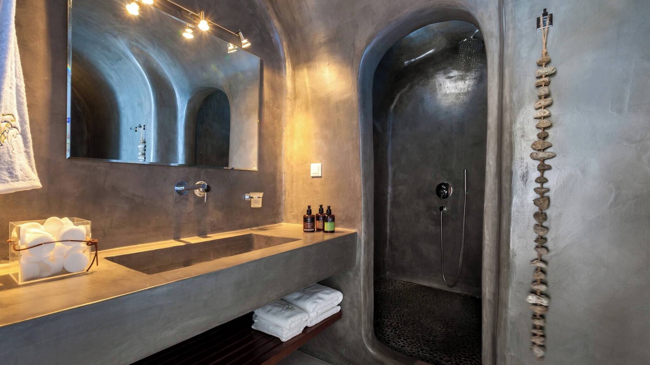 Photo of Bathroom in Imerovigli