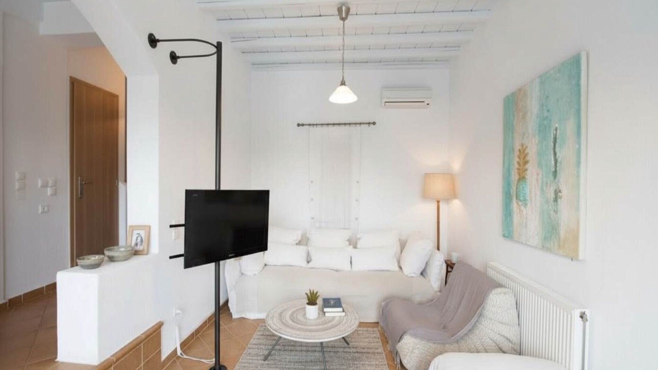 Photo of Livingroom in Ano Mera