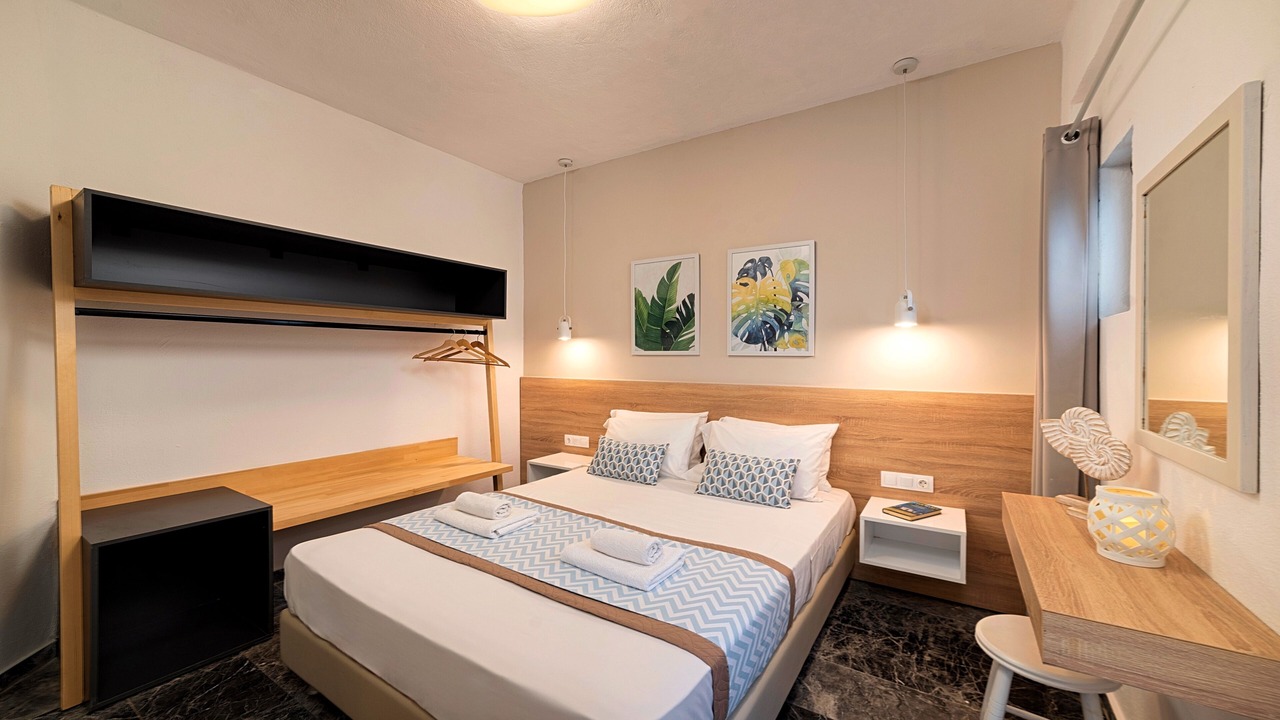 Photo of Bedroom in Exopoli