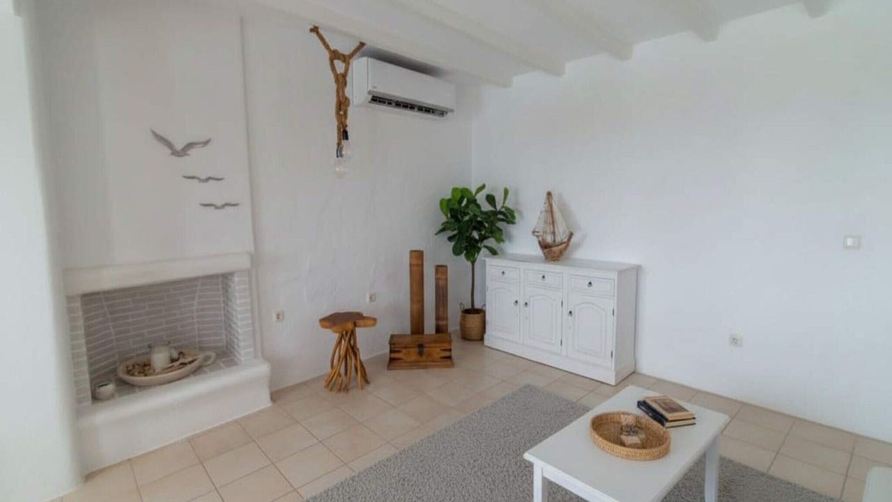 Photo of Livingroom in Agios Stefanos