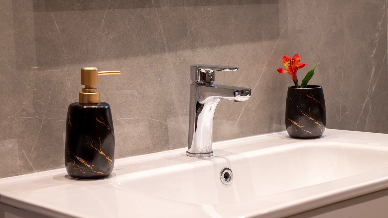 Photo of Bathroom in Petaloudes