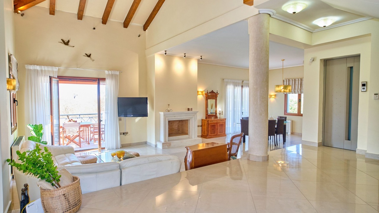 Photo of Livingroom in Acharavi