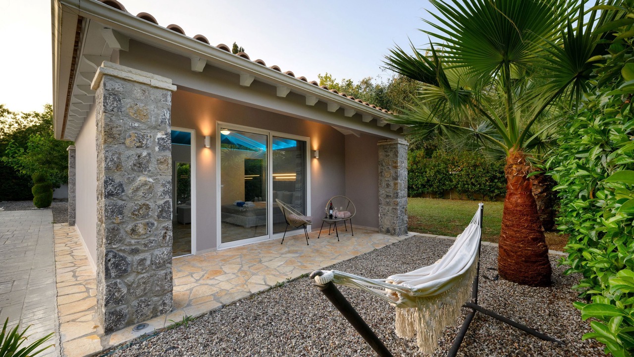 Photo of Patio Balcony in Dassia