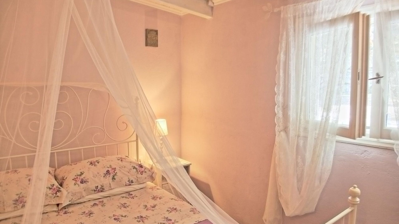 Photo of Bedroom in Katsimatika
