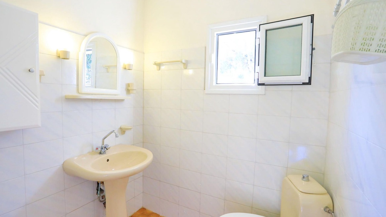 Photo of Bathroom in Koutsi