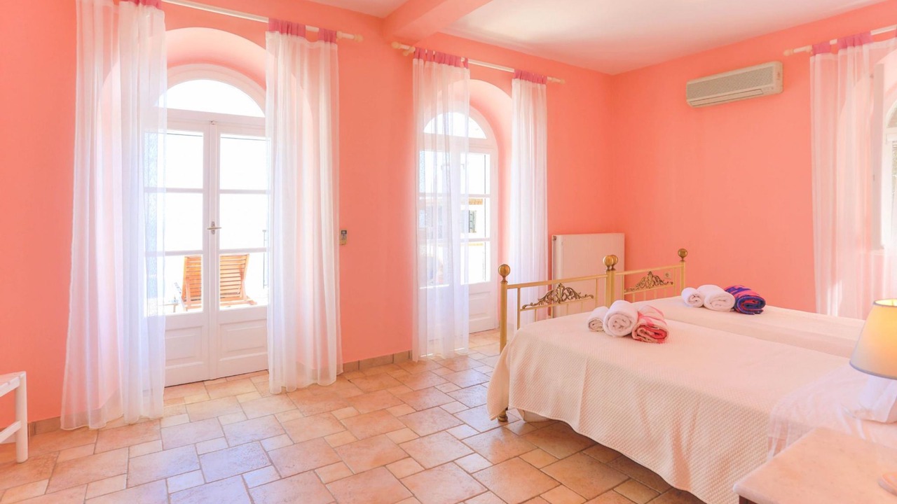 Photo of Bedroom in Katavolos