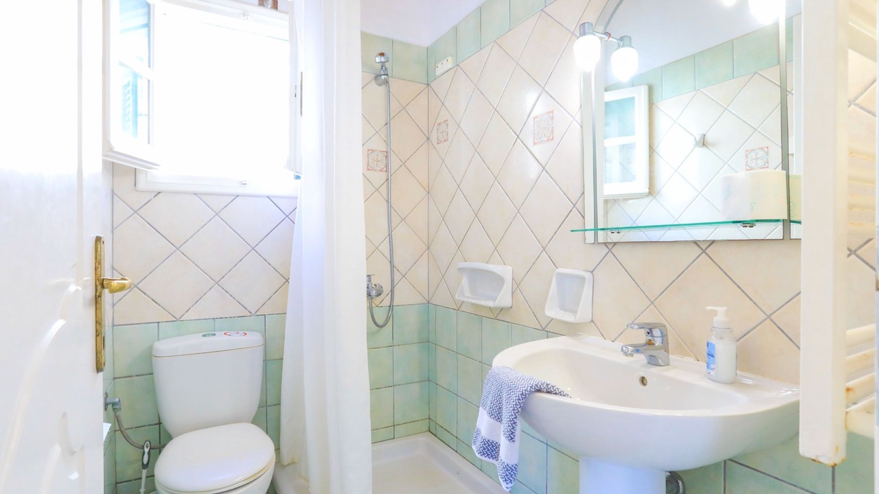 Photo of Bathroom in Agios Stefanos