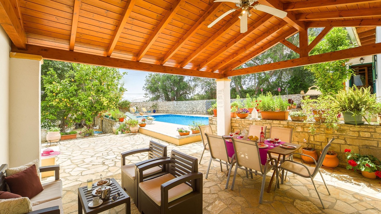 Photo of Outdoor in Koutsi