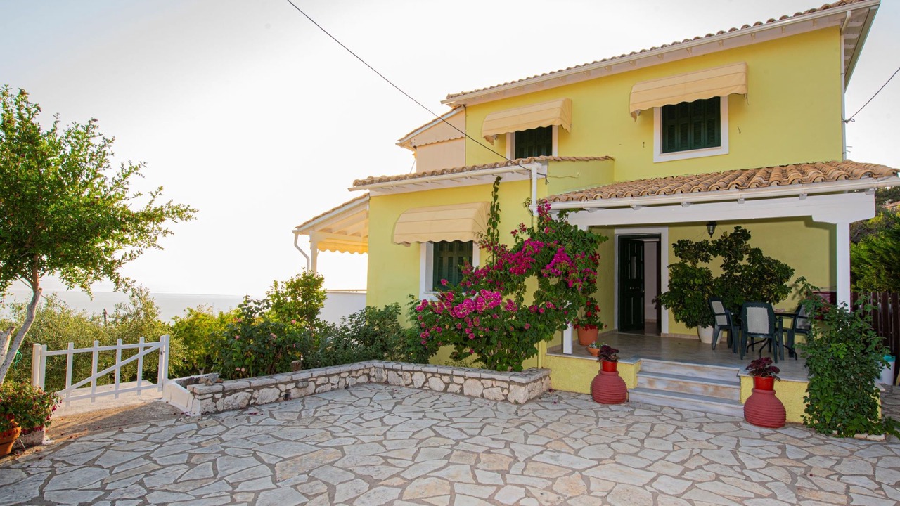 Photo of Outdoor in Kalamitsi