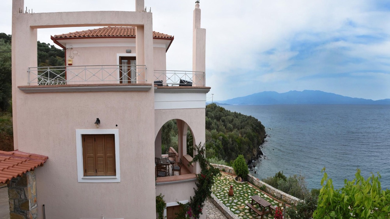 Photo of Patio Balcony in Sourpi