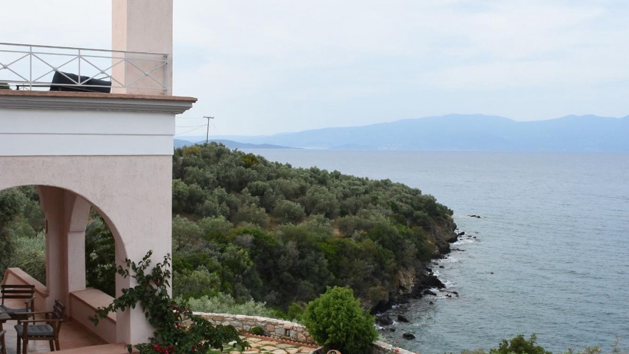 Photo of Outdoor in Sourpi