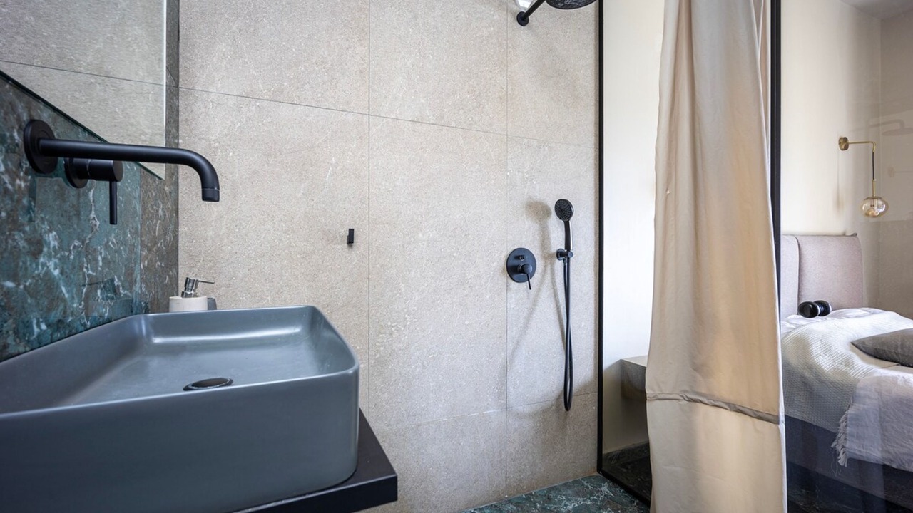 Photo of Bathroom in Peiraiki