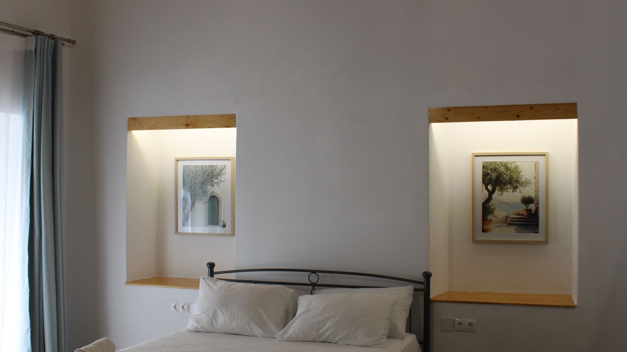 Photo of Bedroom in Ipsos