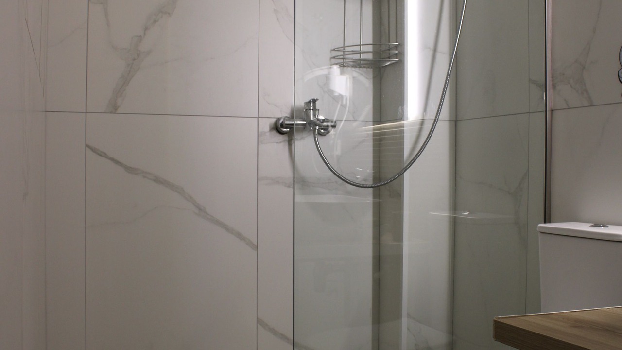 Photo of Bathroom in Ipsos