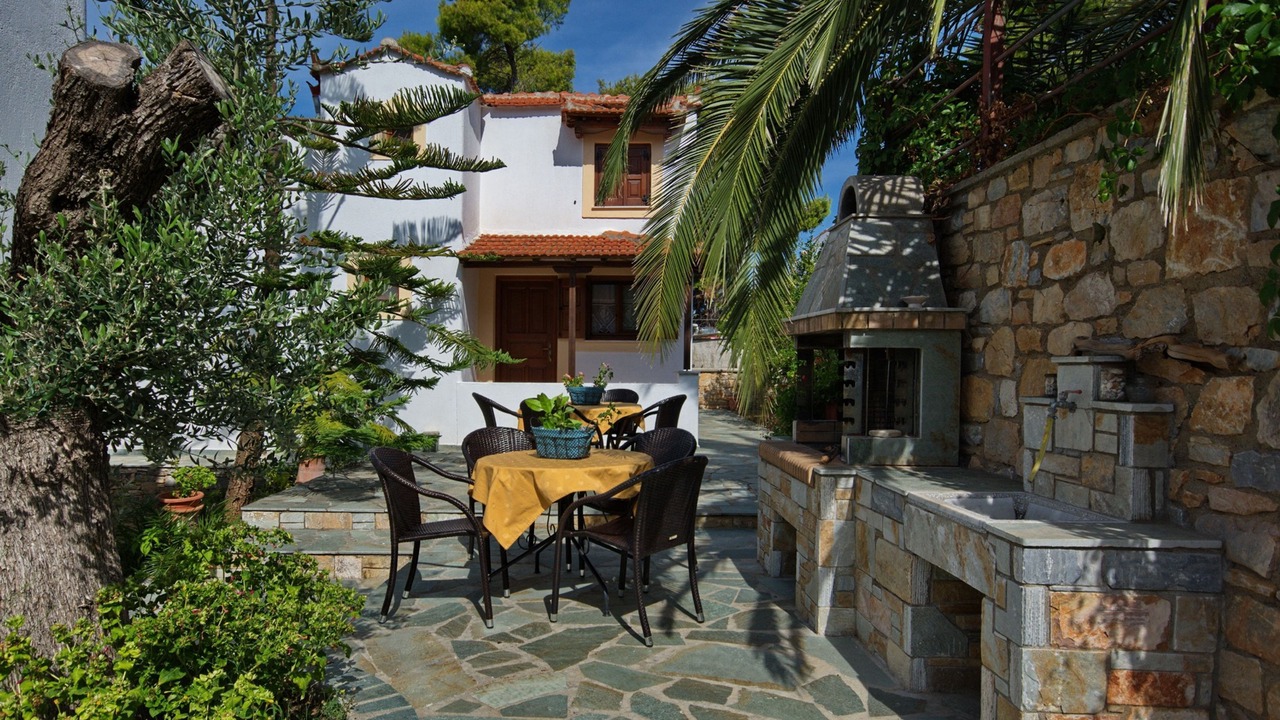 Photo of Outdoor in Votsi