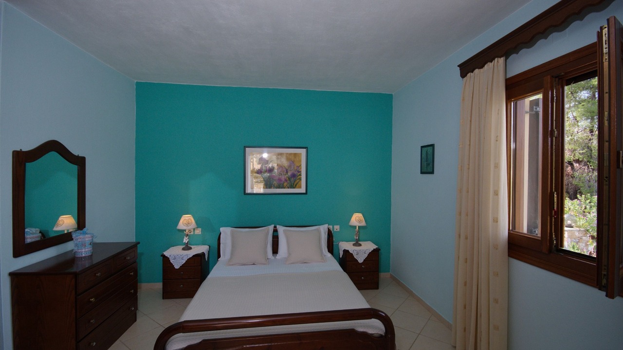 Photo of Bedroom in Votsi