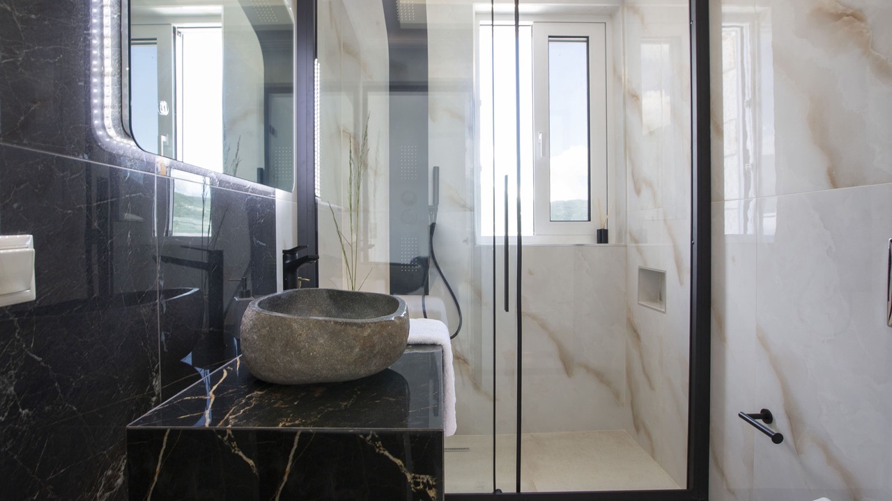 Photo of Bathroom in Yenion
