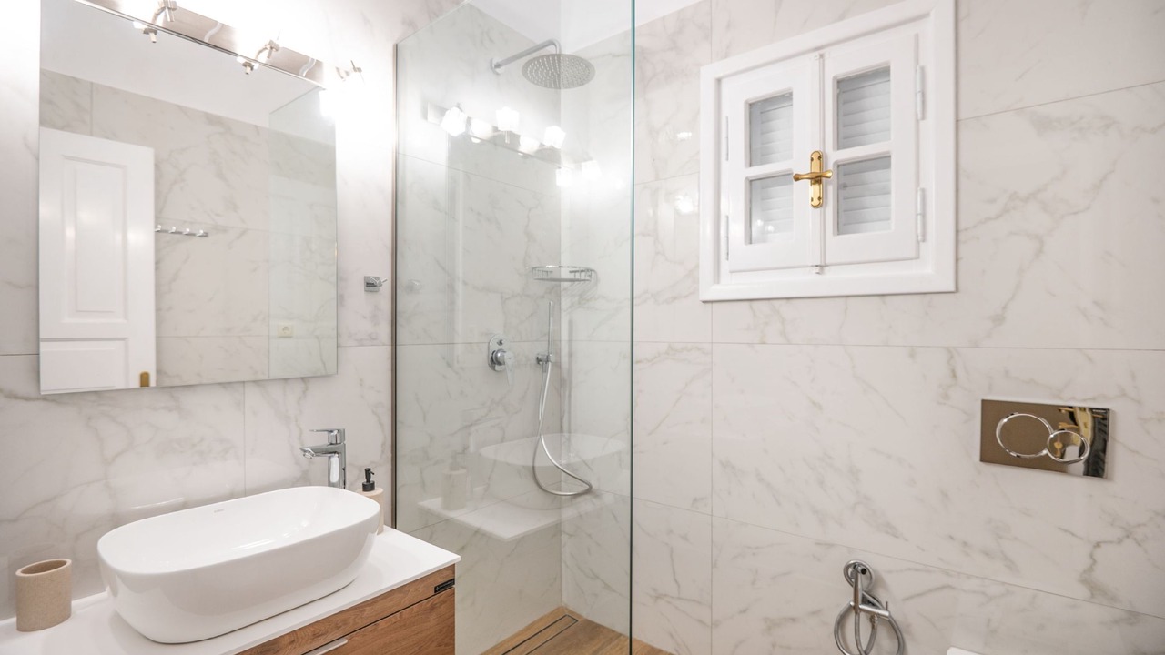 Photo of Bathroom in Kato Korakiana