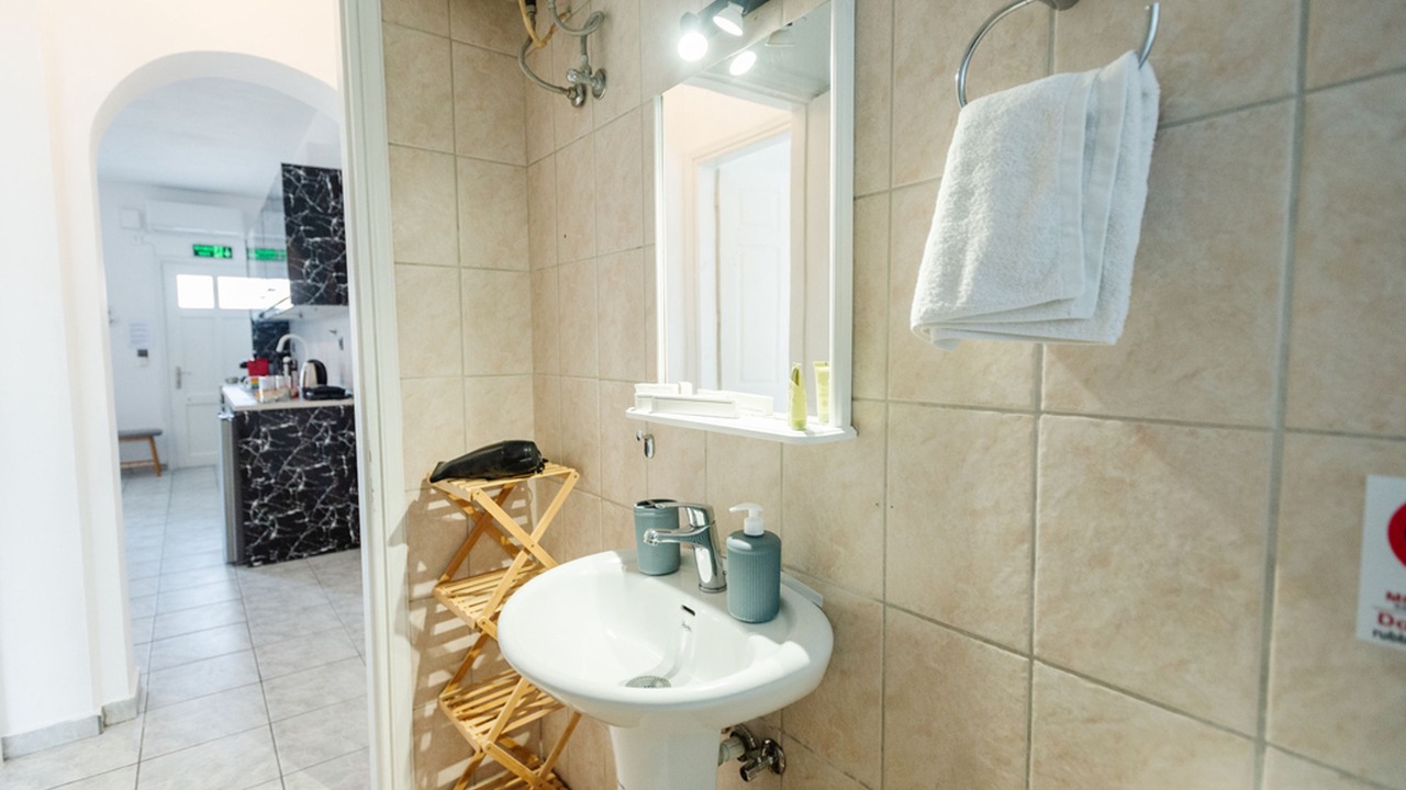 Photo of Bathroom in Perama