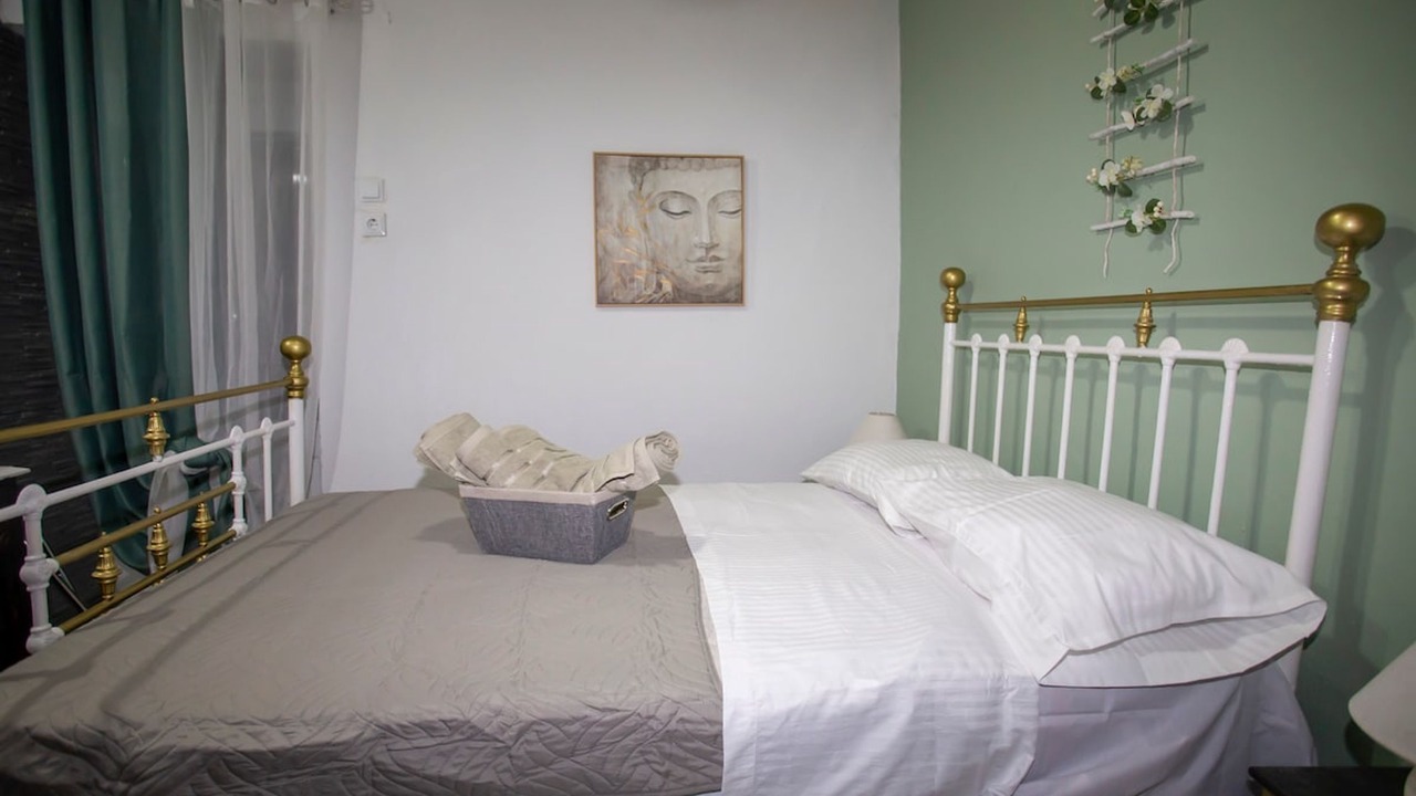 Photo of Bedroom in Messonghi