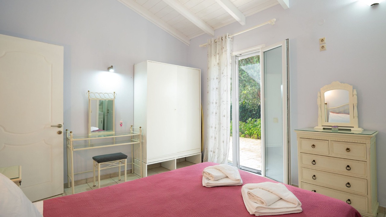 Photo of Bedroom in Chalikounas