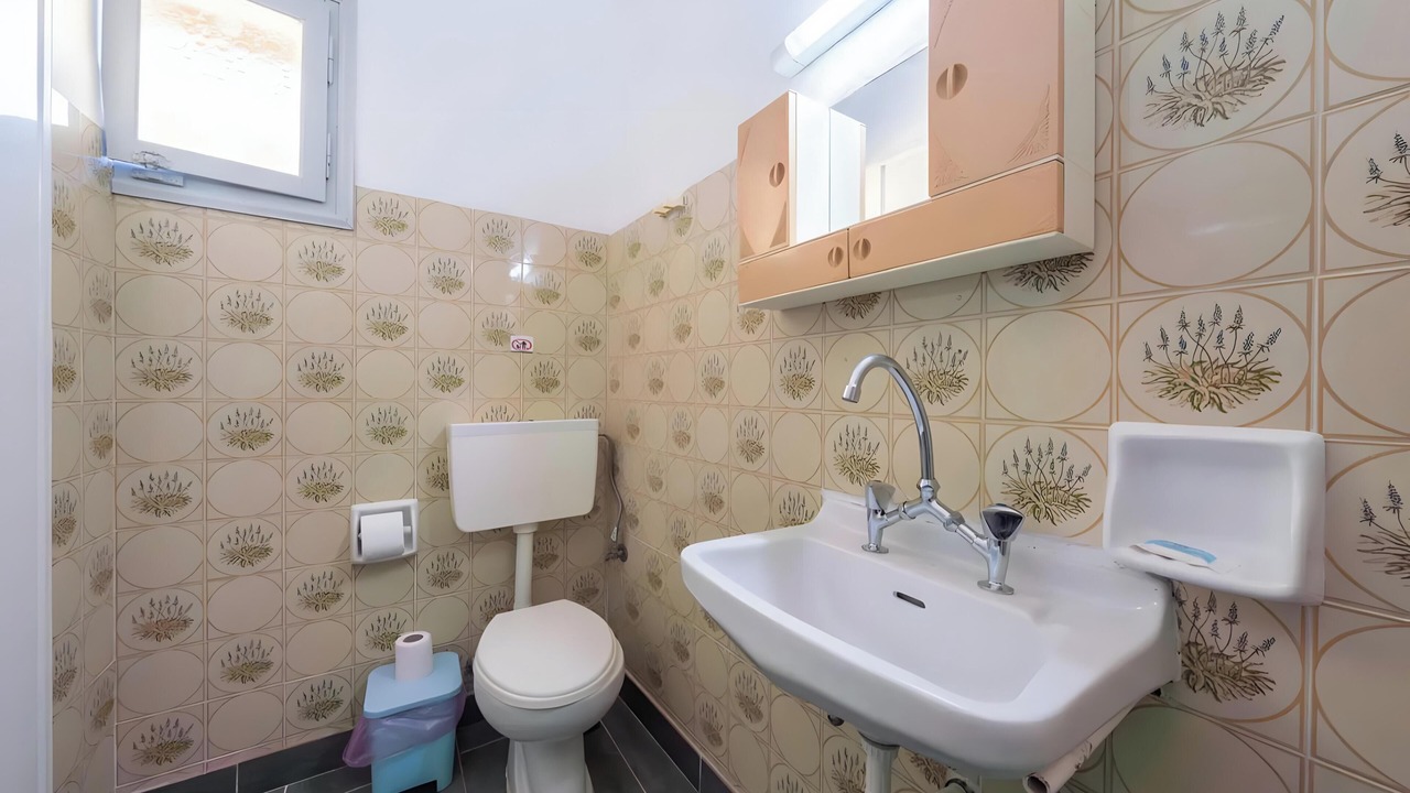 Photo of Bathroom in Notos