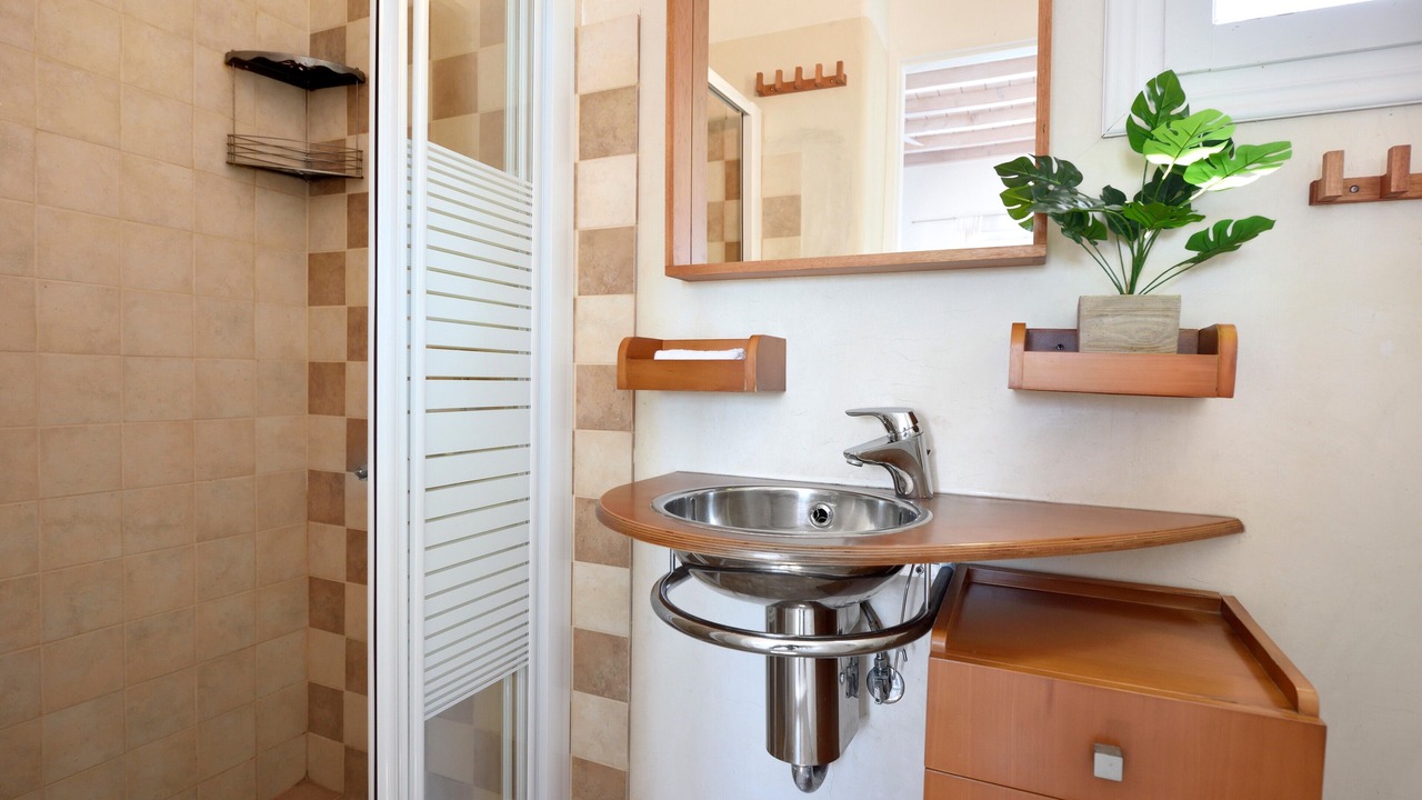 Photo of Bathroom in Elia