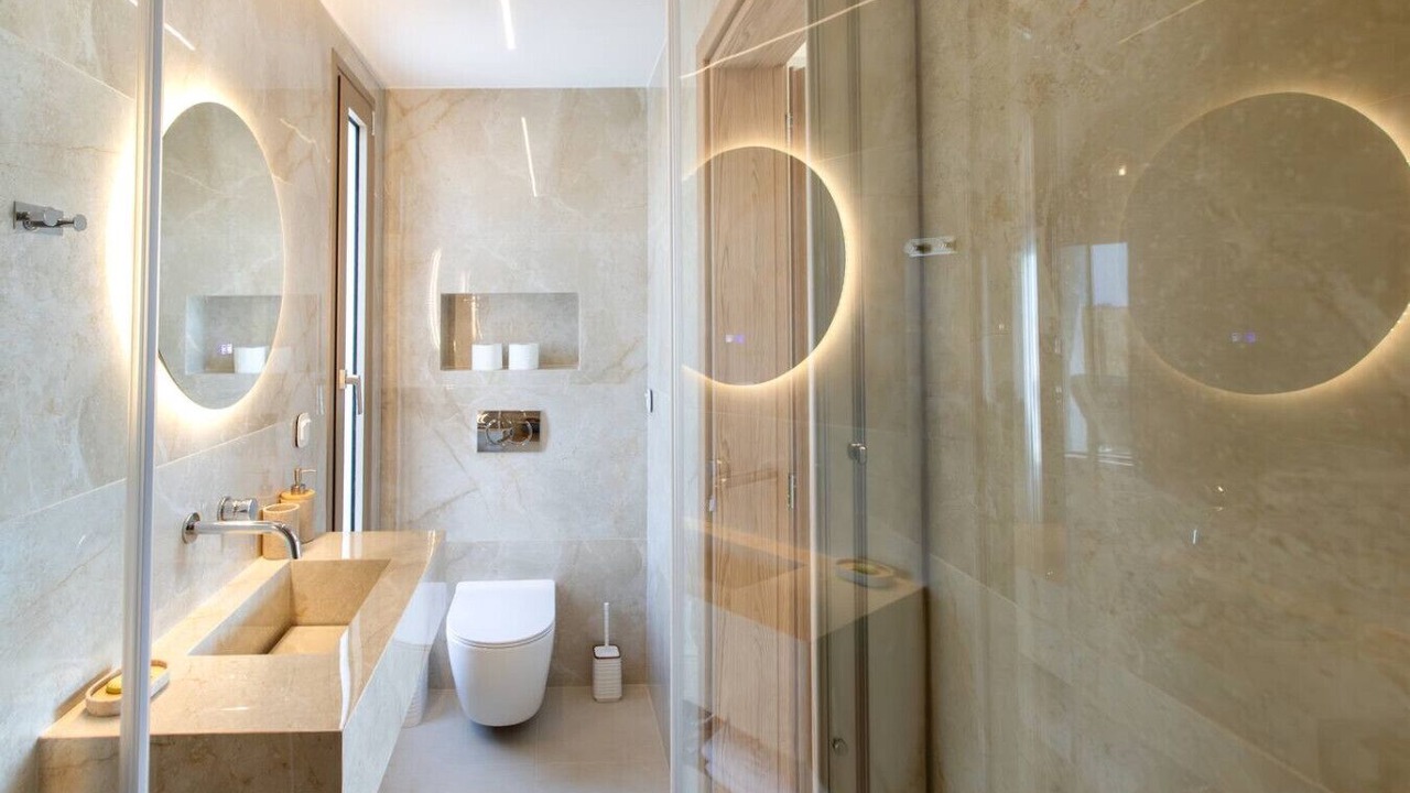 Photo of Bathroom in Flogita