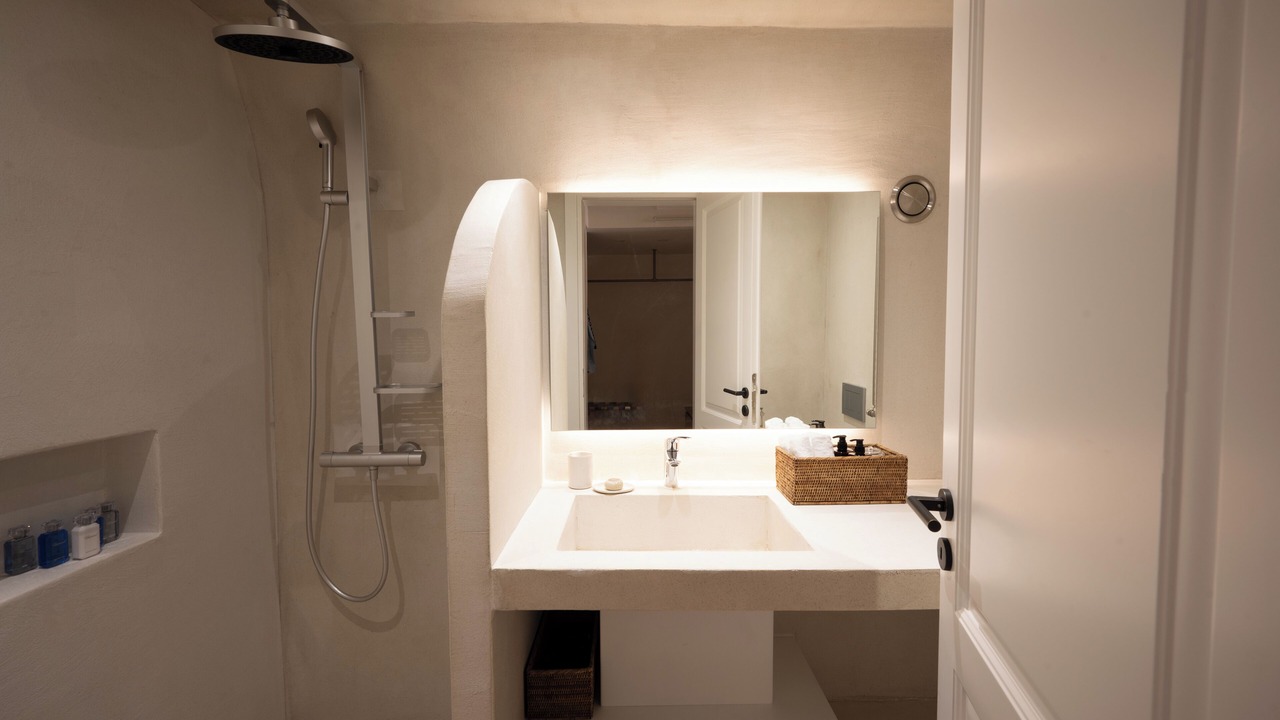 Photo of Bathroom in Oia