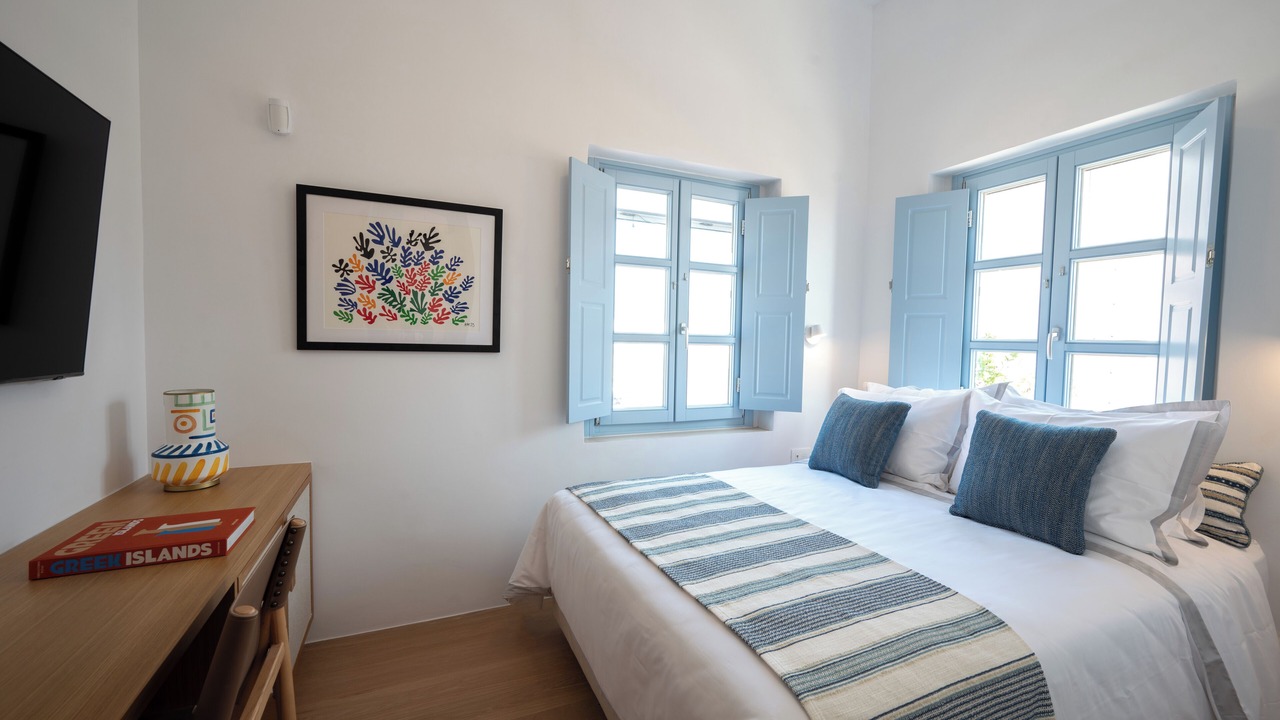 Photo of Bedroom in Oia