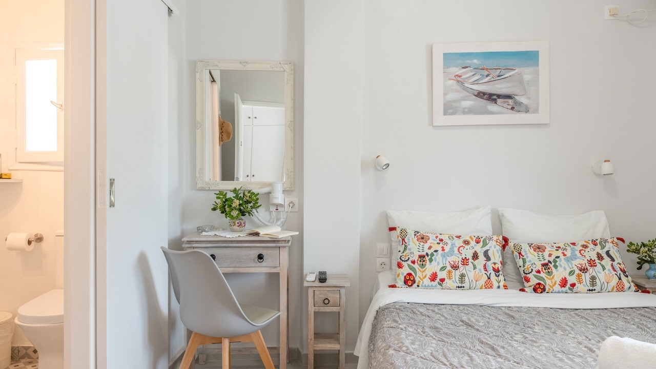 Photo of Bedroom in Katapola