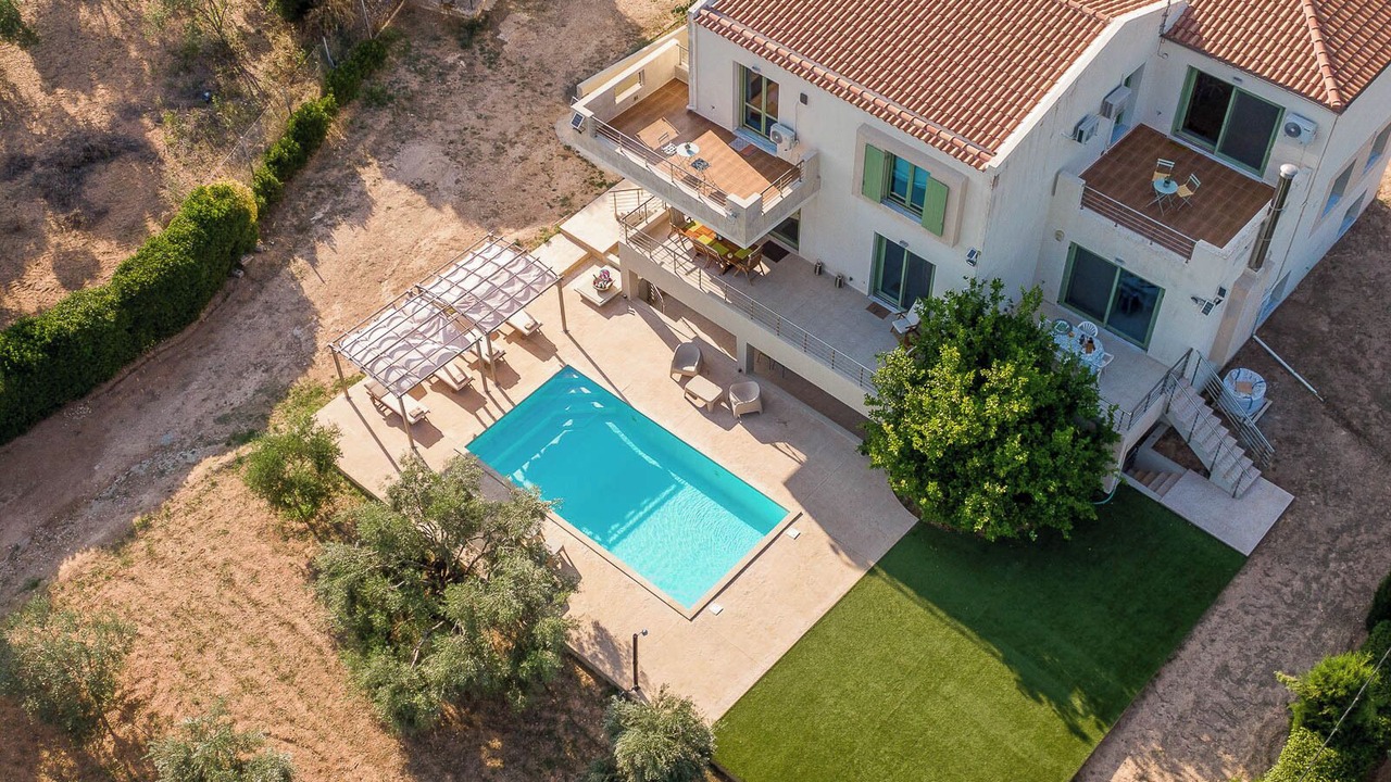 Photo of Outdoor in Megara