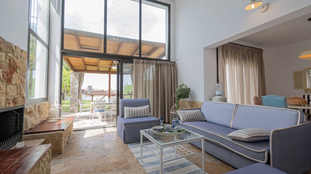 Photo of Livingroom in Kassandra