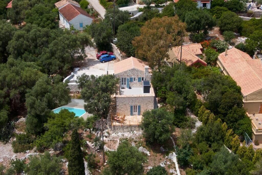 Photo of Outdoor in Tselendata