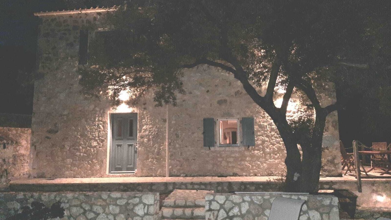 Photo of Outdoor in Tselendata