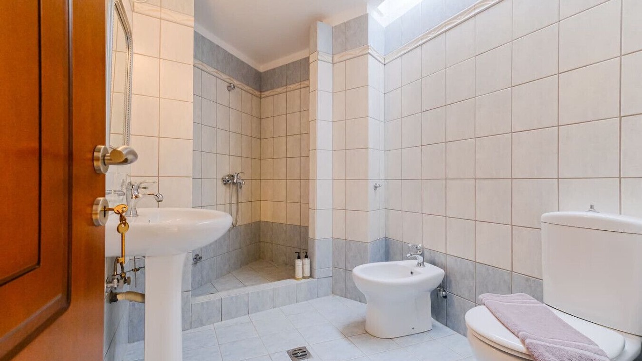 Photo of Bathroom in Elia Nikitis